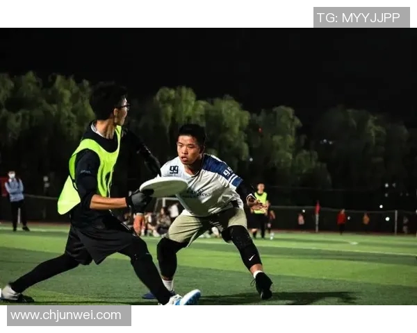 武汉飞盘队中路突破战术解析与实战应用探讨